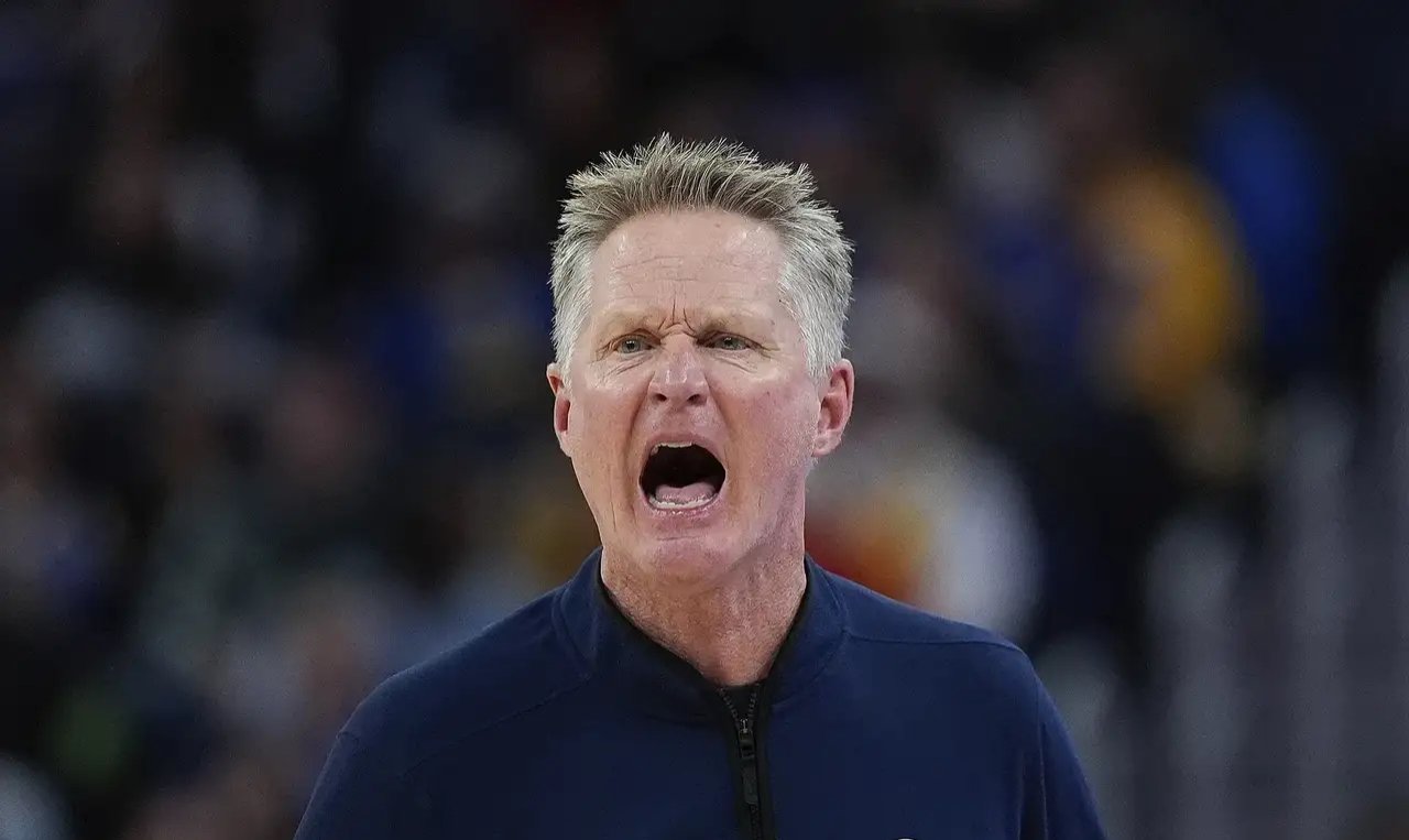 kaiyun官网中国 莱万多夫斯基5球集锦 